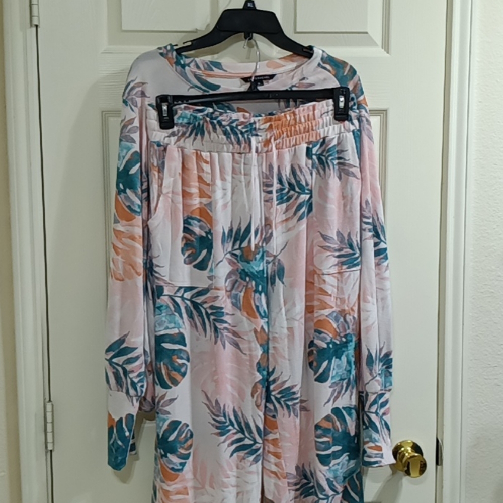 Zack and Rachel beautifully designed.